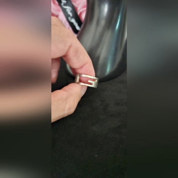 CYBER MONDAY! GUCCI RING - Picture 8 of 15